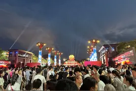中国夜经济地图｜西安样本：将大唐文化演绎到极致，网红社交带火夜经济图片