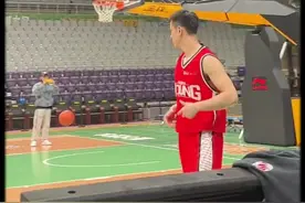 王君瑞晒与继伟甜蜜日常：人生就是不停的去感受 要尽力要尽兴图片