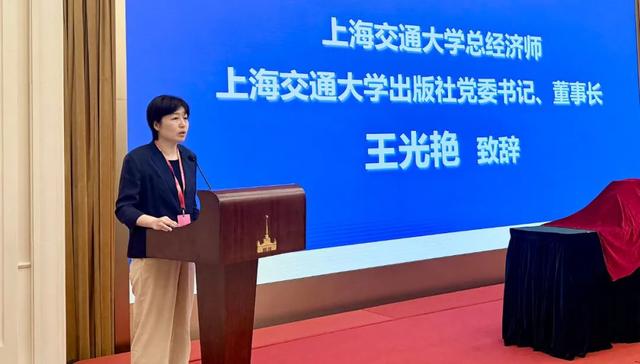 《万物生辉》系列新书发布暨分享对谈活动顺利举行