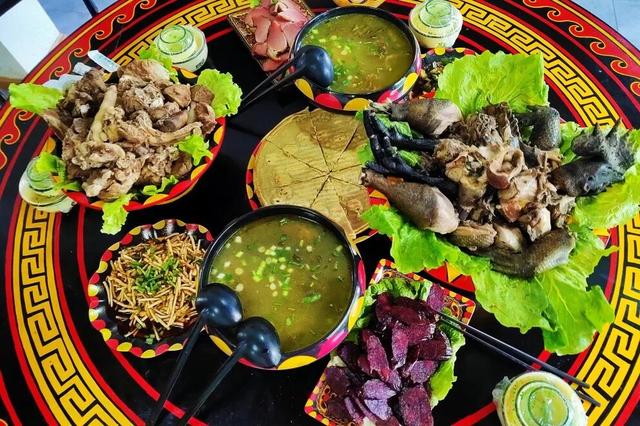 凉山冬日私藏路线，一天解锁“冰与暖”的双倍治愈