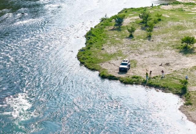 阳光罗甸  “橙”意满满  邀您过冬  —“享暖冬 趣罗甸”2025年罗甸暖冬新玩法在贵阳发布