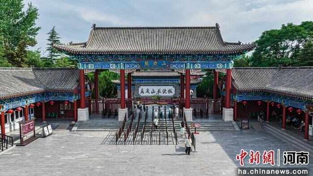 万岁山武侠城10个月营收突破10.68亿元，距“对赌”目标仅一步之遥