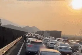 第一批回家的人，到了吗？图片