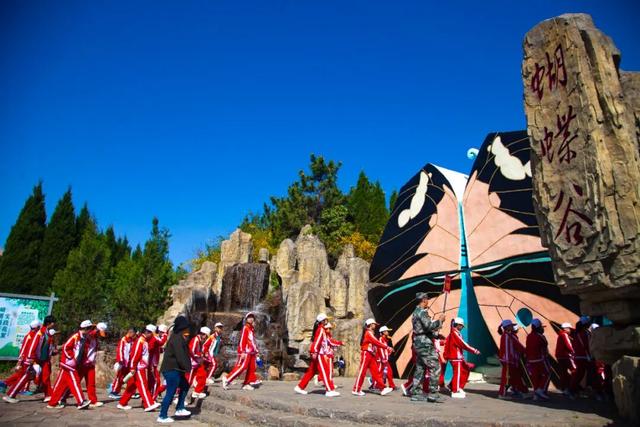 请投票！沂水县“萤光探秘・地心寻踪 —— 自然与科技的深层对话”研学线路入围！