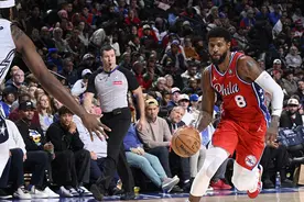 乔治21+9小瓦格纳30+5 费城主场险胜魔术图片