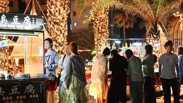 “夜经济”点亮海岛，珠海外伶仃岛暑期迎客超10万人次