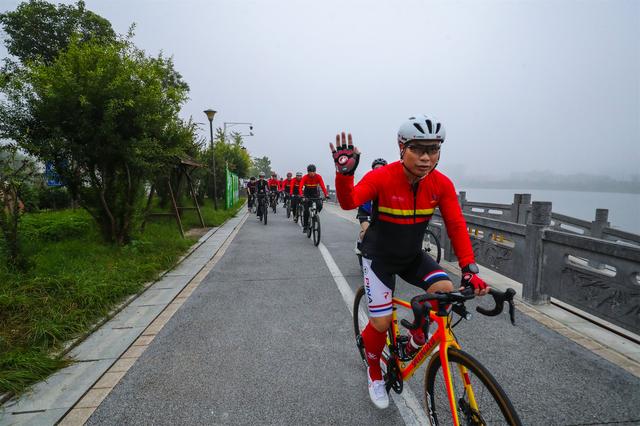 14载中秋车轮情：光山骑行者团圆路上的绿色传承