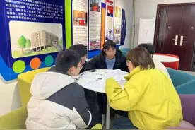 安徽大学电子信息工程学院：师者“温度”成为学子成长的“刻度”图片