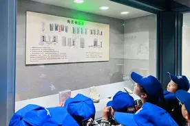 “嗨，青铜器!”政通学子青铜馆感受时代脉搏图片