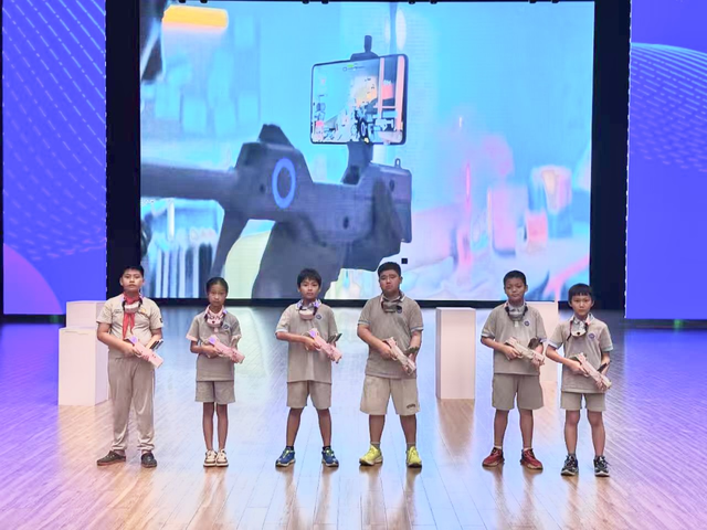 柳州研学新地标！在柳空文创园，给孩子一堂 “触摸历史、玩转科技” 的生动课