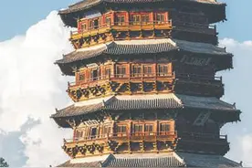 连接天空和大地的指骨图片