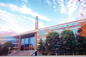 2024高招全服务｜郑州职业技术学院：以产业思维打造职教高质量发展特色名校图片