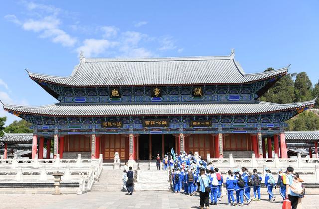 丽江：研学游点亮暑期文化之旅
