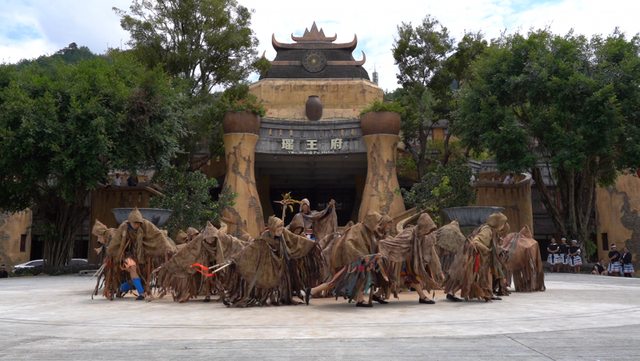 不只是一场演出：在广西深山，我活进了白裤瑶的24小时