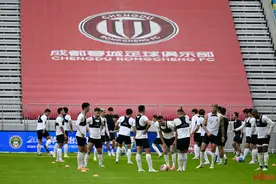 成都蓉城明晚战海港：徐正源停赛，罗慕洛复出，费利佩恢复情况不算理想图片