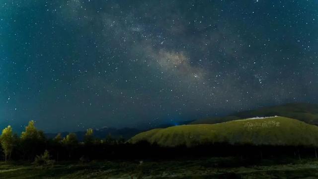 甘孜县的冬天真的太适合慢慢游了！
