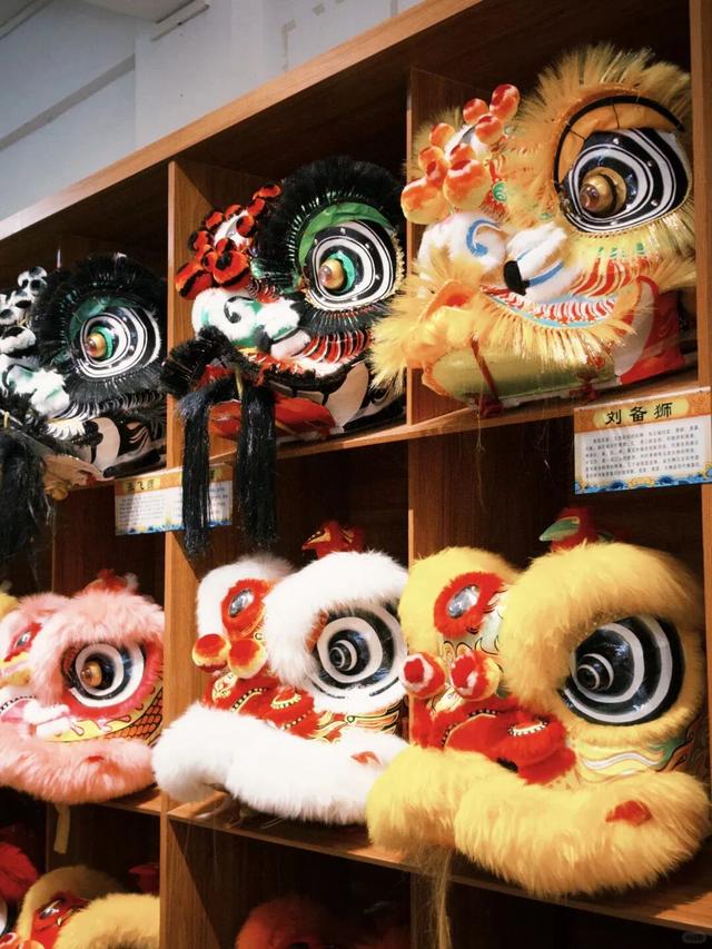 跟着醒狮去旅行！肥娟夫妇在线“摇人”！