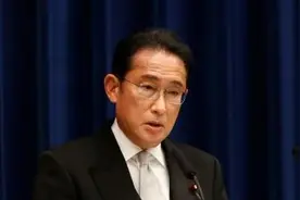 日本拟在经济对策中加入促进AI内容，涉及对基础模型开发等图片