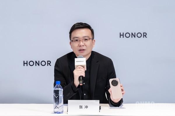 衣食住行购万事找YOYO 揭秘荣耀MagicOS10的“超能力”