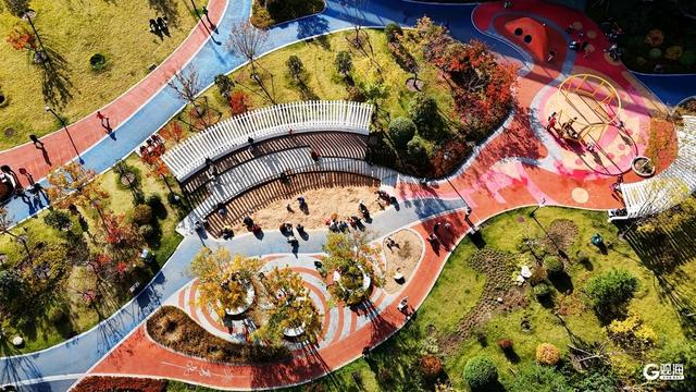 秋日海泊河公园：不必远寻，这里就有“推窗见绿、出门入园”休闲生活