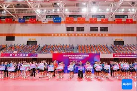 第28届中国大学生乒乓球锦标赛丙C组（南方赛区）儋州开拍图片