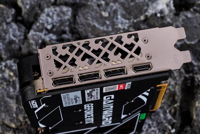 耕升GeForce RTX 5060暴风OC 8G显卡评测：中端市场的强力竞争者