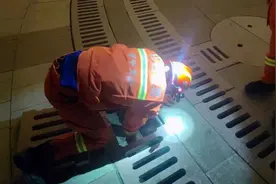 消防员的跨年夜：随时待命、随时出发、随时战斗……图片