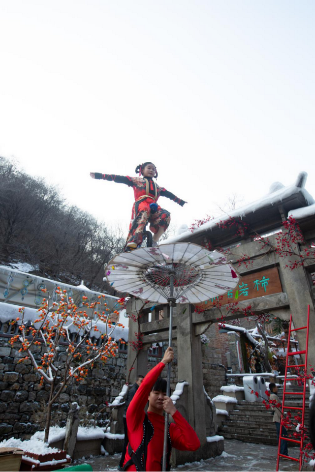 元旦满足哪些期待？红叶柿岩“踏雪·寻梅记”即将启幕，夜游回归