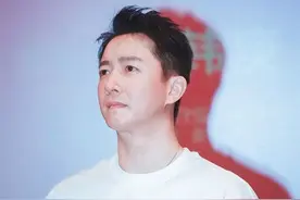 韩庚亮相泉城，为影迷粉丝送上甜蜜祝福图片