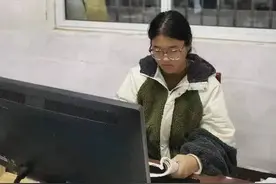 我心中的那盏灯.秦艺文图片