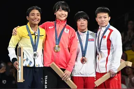 巴黎奥运会丨摔跤——女子自由式53公斤级决赛赛况(2)图片