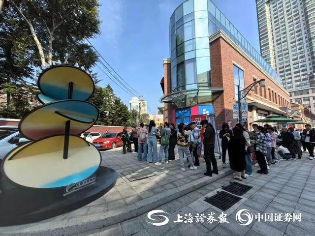 文旅新赛道！鸡排哥和显眼包们亮了