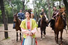 从童星到女主角，“05后”新生代黄杨钿甜：保持初心，要一步步往前走图片