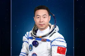 神十九在空间站驻留约6个月 明年4月下旬或5月上旬返回图片