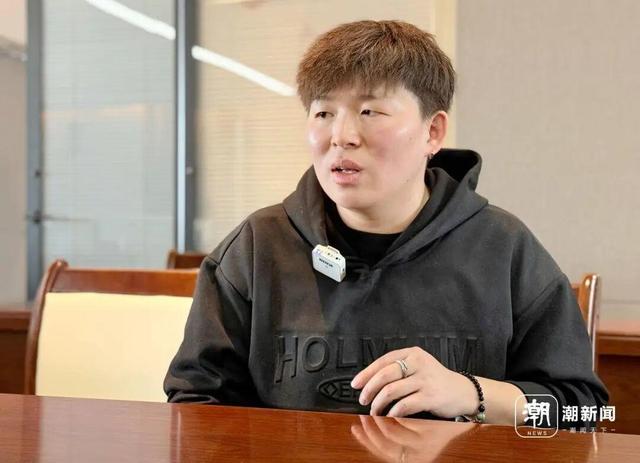 “她的电话，许多牧民都存着”！老同事追忆贺娇龙：她很拼；70多岁母亲最新发声：让她静静地离开