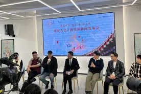 北京人艺“举家前往上海”，濮存昕：《茶馆》可以演一百年不变图片