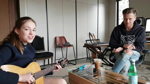 专访苹果副总裁：一个小红书博主，该用什么样的苹果工具？