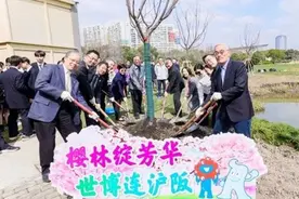 植树节来临，上海人争做“绿色使者”图片