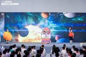 最拉风小学科学课：要把菜种到太空上图片