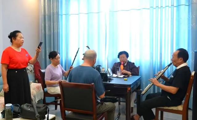 镇宁龙滩村：“生态+文旅+康养” 撬动银发经济