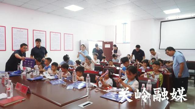 中航集团：航空科普进乡村 激发少年航空梦