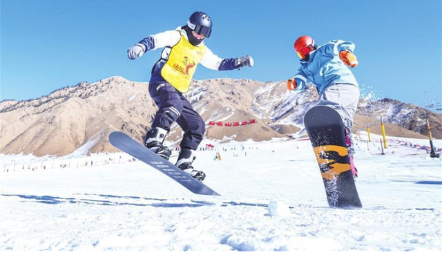 滑雪冲鸭！冬日撒欢就来张掖祁连山滑雪场