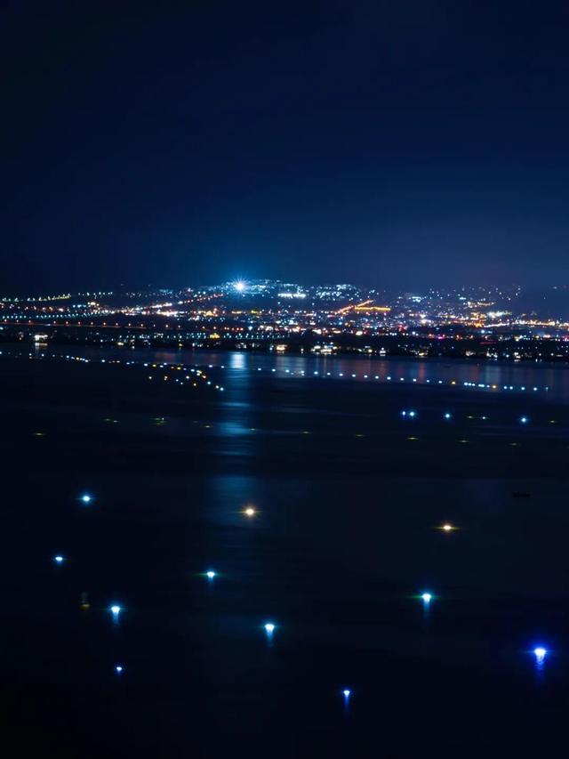洱海“星河”来了！