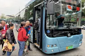 实力“宠老”！重庆今年已“上新”12条爱老敬老公交线路图片