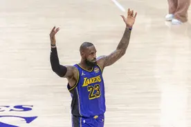 库里夺得2025年NBA全明星MVP，詹姆斯临时宣布退赛图片