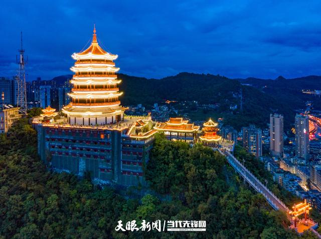 G视觉丨山体公园灯光扮靓城市夜景