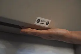 在密闭的高铁列车上，空气如何保持清新？图片