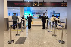 免签！老外来烟旅游“说来就来”图片
