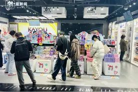 潮声丨小小卡牌，如何撑起百亿市场？图片