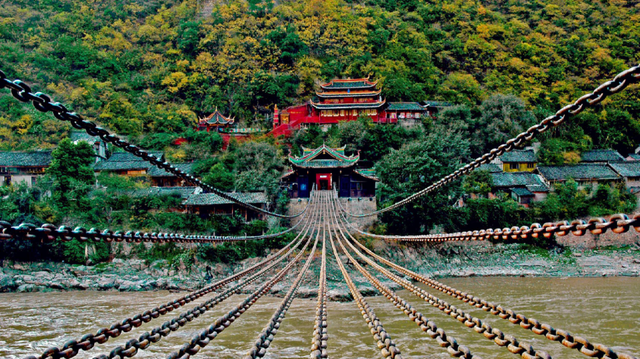 这个冬天，来甘孜晒太阳就绰绰有余！